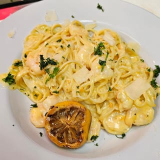 Linguine with Garlicky Shrimp & Lobster